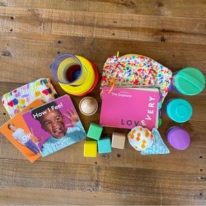 Lovevery Play Kit - “The Explorer” 9-10 Months